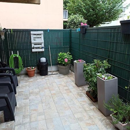 Chez Ilenia Apartment Lagny-sur-Marne Bagian luar foto