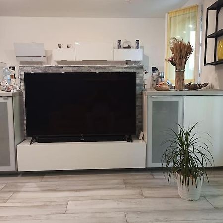 Chez Ilenia Apartment Lagny-sur-Marne Bagian luar foto