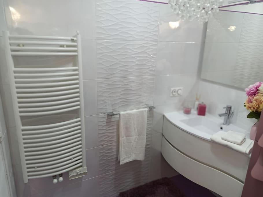 Chez Ilenia Apartment Lagny-sur-Marne Bagian luar foto