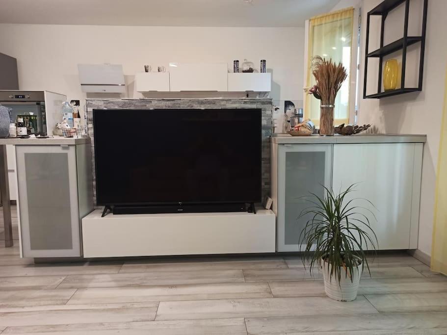 Chez Ilenia Apartment Lagny-sur-Marne Bagian luar foto